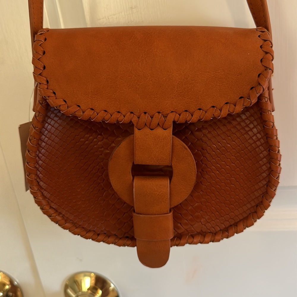 Fransesca's crossbody buckle bag